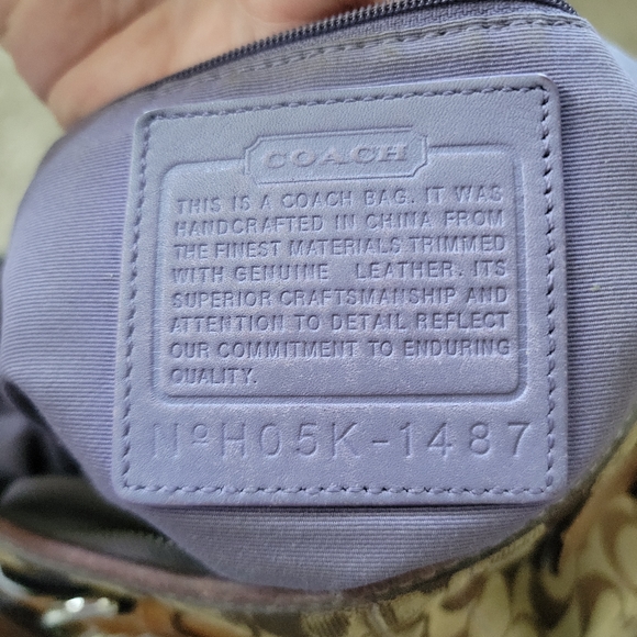 Coach shoulder bag - Picture 3 of 3